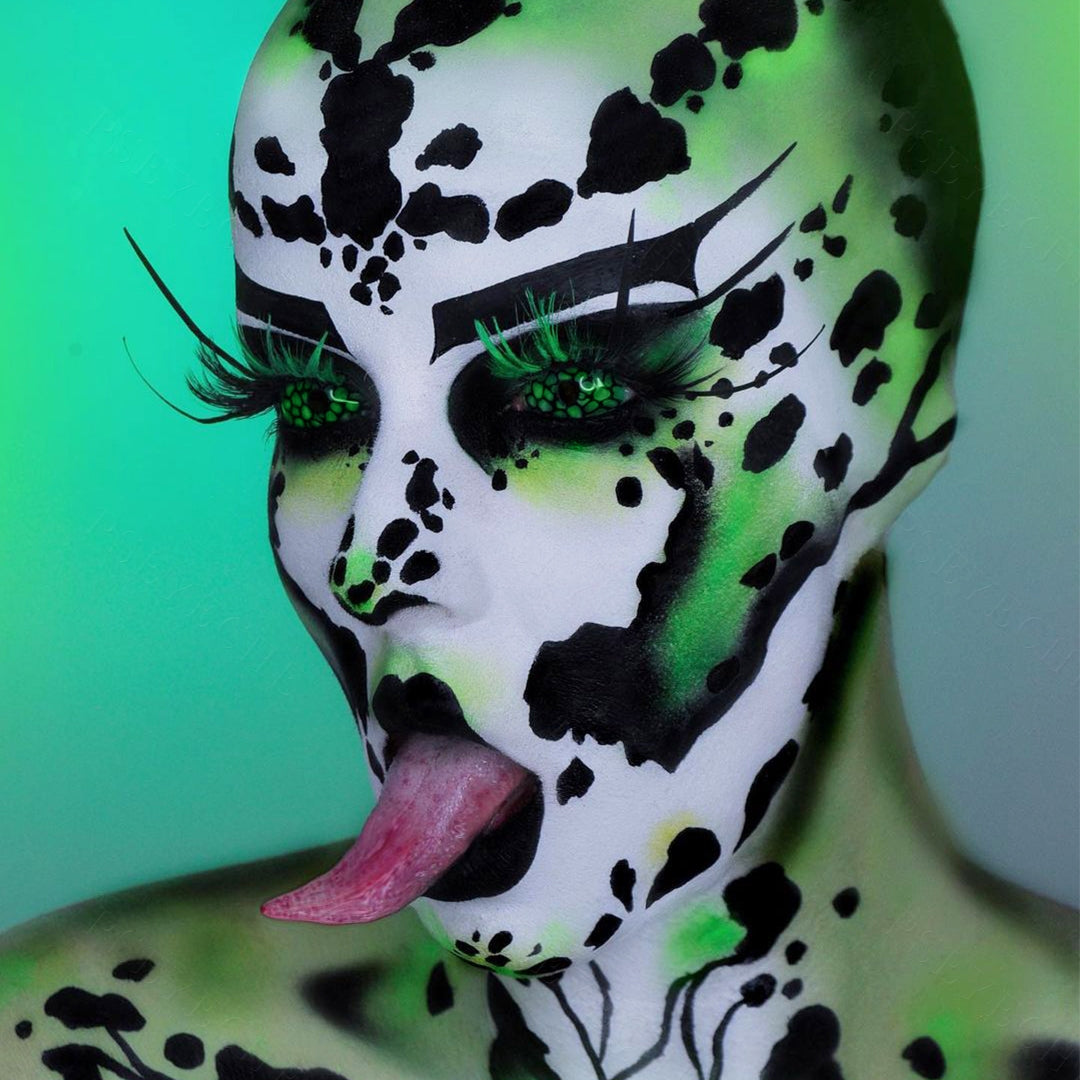 Lizard Eyes Sclera Contacts