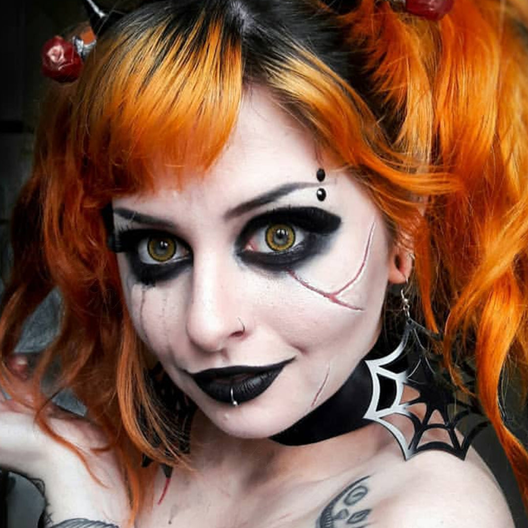 Envy Yellow Halloween Contacts Secondary image