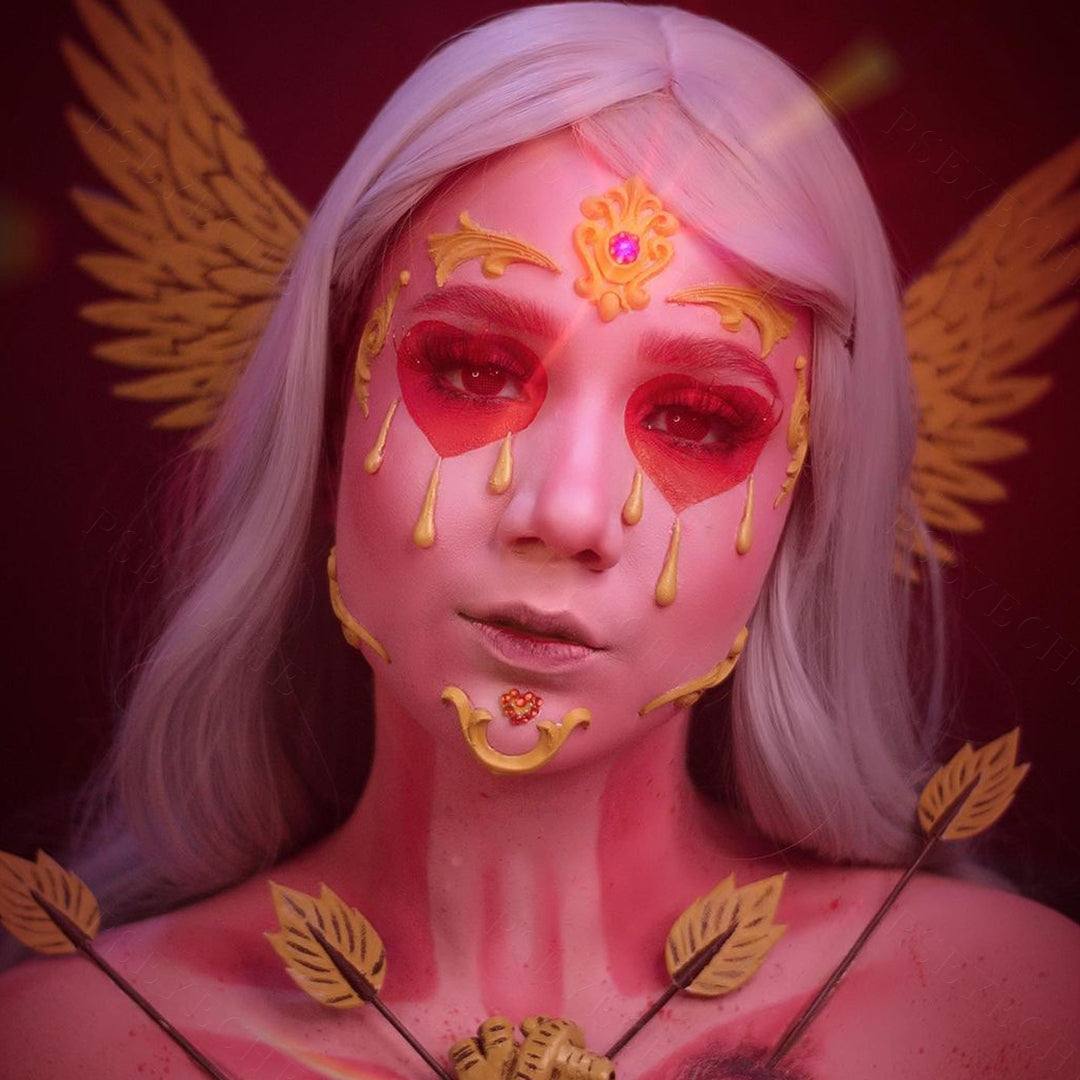 Red Mesh Contacts